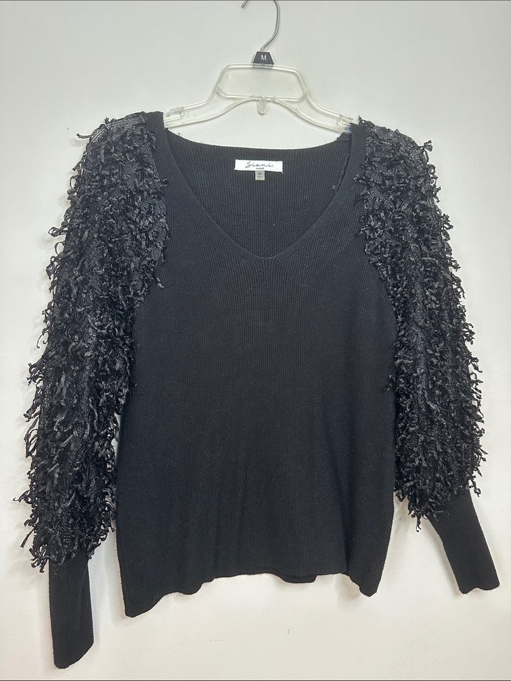 Siani Milano Black V-Neck Sweater with Textured Loop Sleeves size M